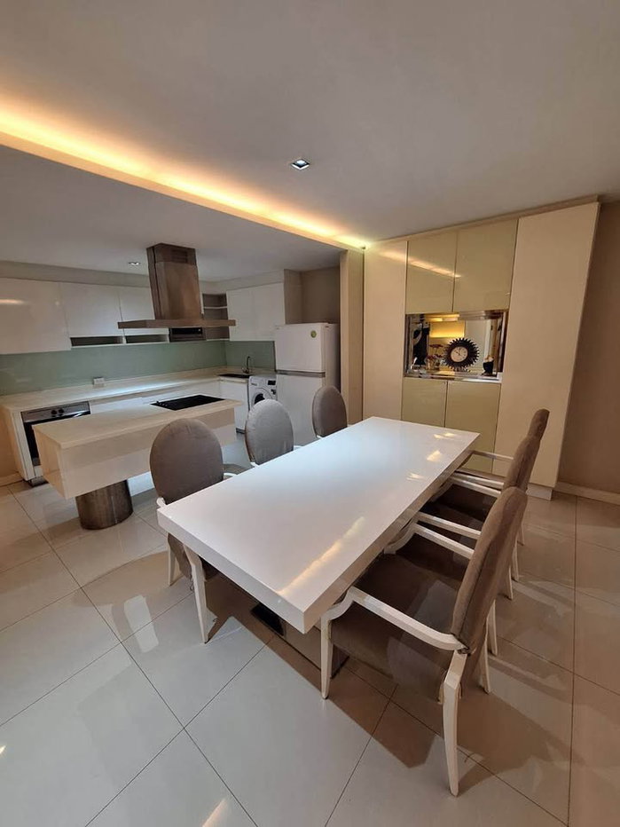 picture Le Nice Ekamai 3 bedrooms, for rent - 8/10