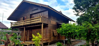 บ้านเดี่ยว สุพรรณบุรี : ขายบ้านเดี่ยว 2 ชั้น พร้อมที่ดิน 3 ไร่ 3 งาน อ.เมืองสุพรรณบุรี บรรยากาศร่มรื่น เหมาะสำหรับอยู่อาศัยหรือทำบ้านสวน
