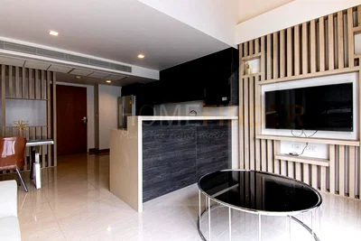 คอนโดให้เช่า : Downtown 49 HF-8124 3 bedrooms, for rent