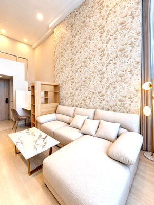 คอนโดให้เช่า : Condo for RENT : Knightsbridge Prime sathorn    𝐒𝐢𝐳𝐞 : 42 sqm. DUPLEX 1 Bed /1 Bath /working room/ City view / Closed Kitchen  𝐅𝐥𝐨𝐨𝐫 : 31st