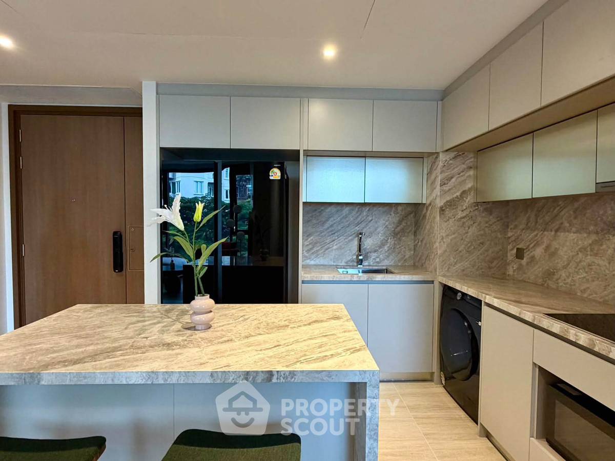 picture 2-BR Condo at Via 61 near BTS Ekkamai (ID 3297316) - 10/24