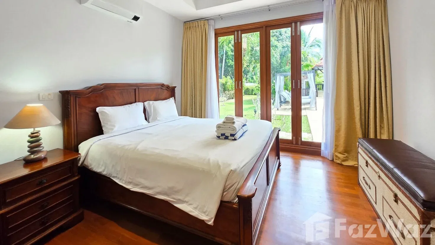 picture Spacious 5-Bedroom Villa on a Large Plot in Laguna 6763003 - 22/48