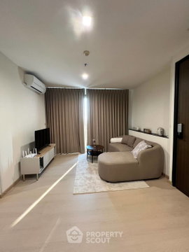 2-BR Condo at Rhythm Sukhumvit 44/1 near BTS Phra Khanong (ID 3297230)