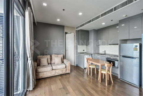 M Phayathai Easy Start with a City Dweller Lifestyle near Airport Rail Link Phaya Thai Station