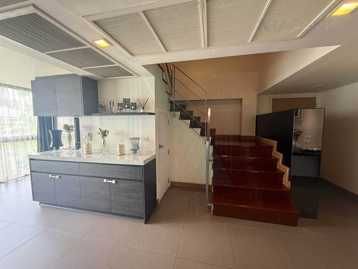 รูป ให้เช่าคอนโด ดาวน์ทาวน์ 49 อาคาร 1 ชั้น 2 Duplex 2 ห้องนอน ขนาด 119 ตรม ใกล้ Market Place Thonglor - รูปที่ 2/8