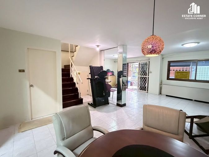 2-bed townhouse for sale, 120 sqm, 19 sq wah, Thanyakan