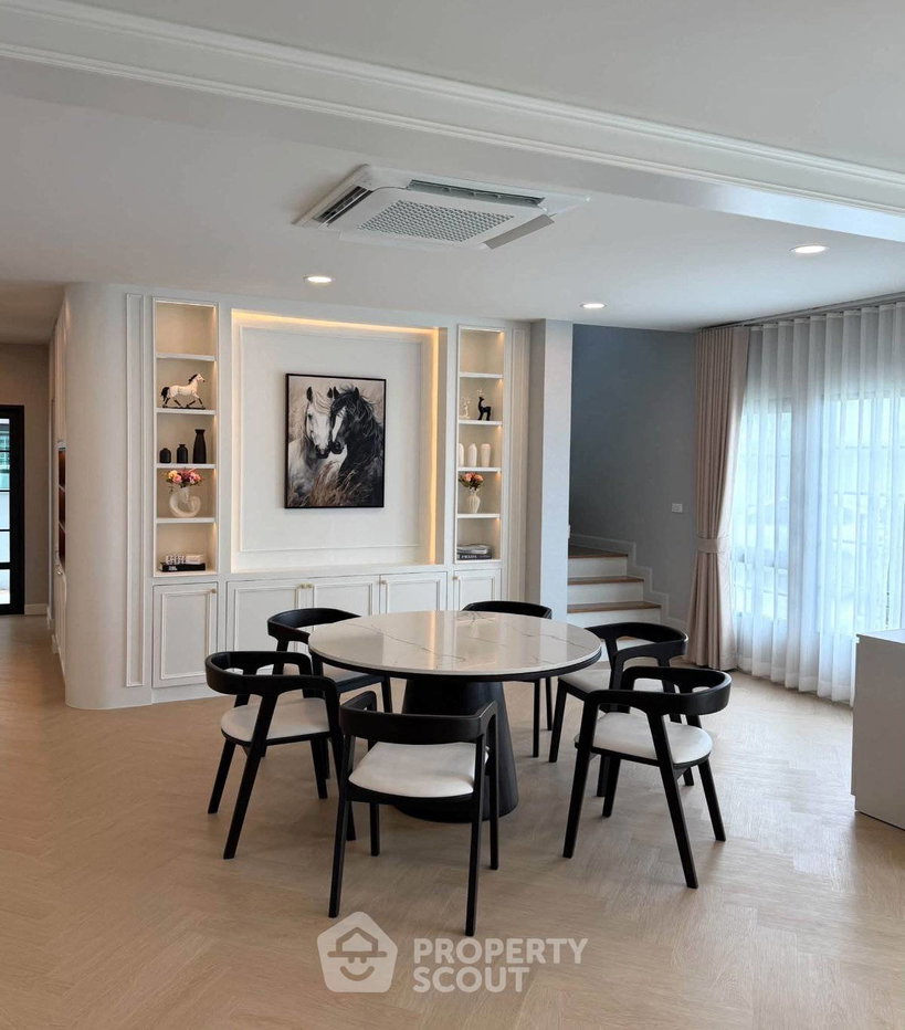 รูป บ้านเดี่ยว 4 ห้องนอน ขนาด 303 ตร.ม. Centro Bangna ย่านบางแก้ว (ID 3296274) - รูปที่ 8/12