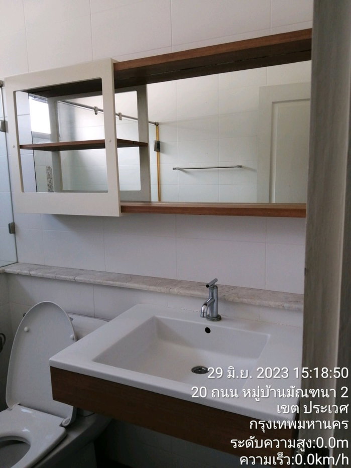 รูป rent ให้เช่าบ้านเดี่ยว 2 ชั้น / 2-Storey Detached house หมู่บ้านมัณฑนา อ่อนนุช - วงแหวน 2 Manthana Onnut - Wongwaen 2 ค่าเช่า 50,000 บาท/เดือน - รูปที่ 16/17