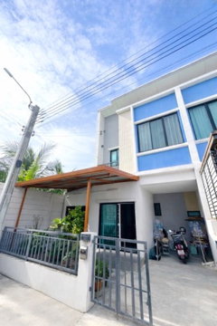 2-story townhome for rentWongwaen-RamInthra KhuBon Rd. and Kaset-Nawamin area near Phraya Suren