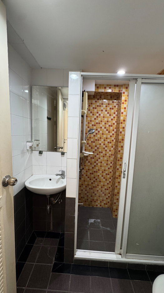 picture for rent condo Alisha Cond &Service Apartment Free wifi - 14/19