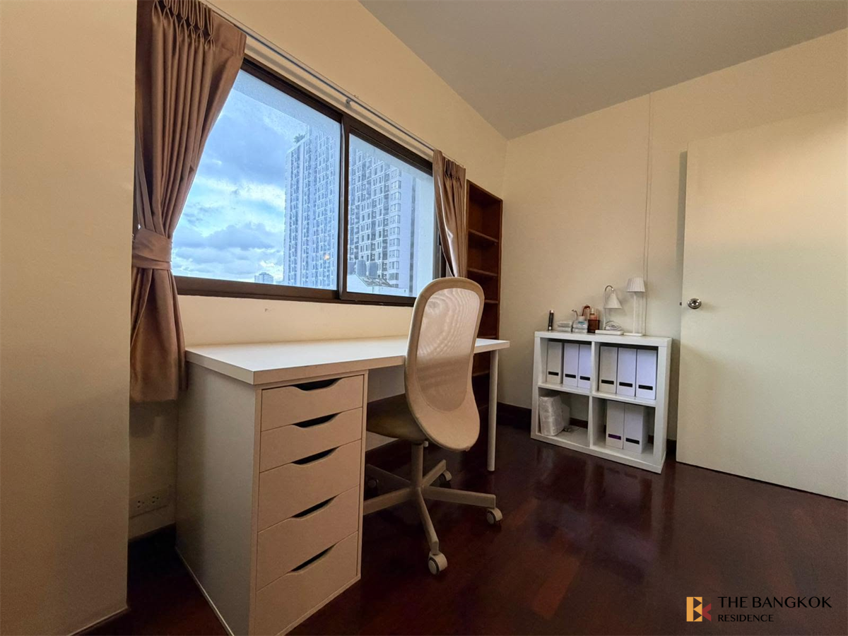 picture Thonglor Tower - 8/10