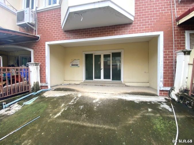 3-bed townhouse for sale, 21 sq wah, The Connect 5 Wongwaen - Ramintra