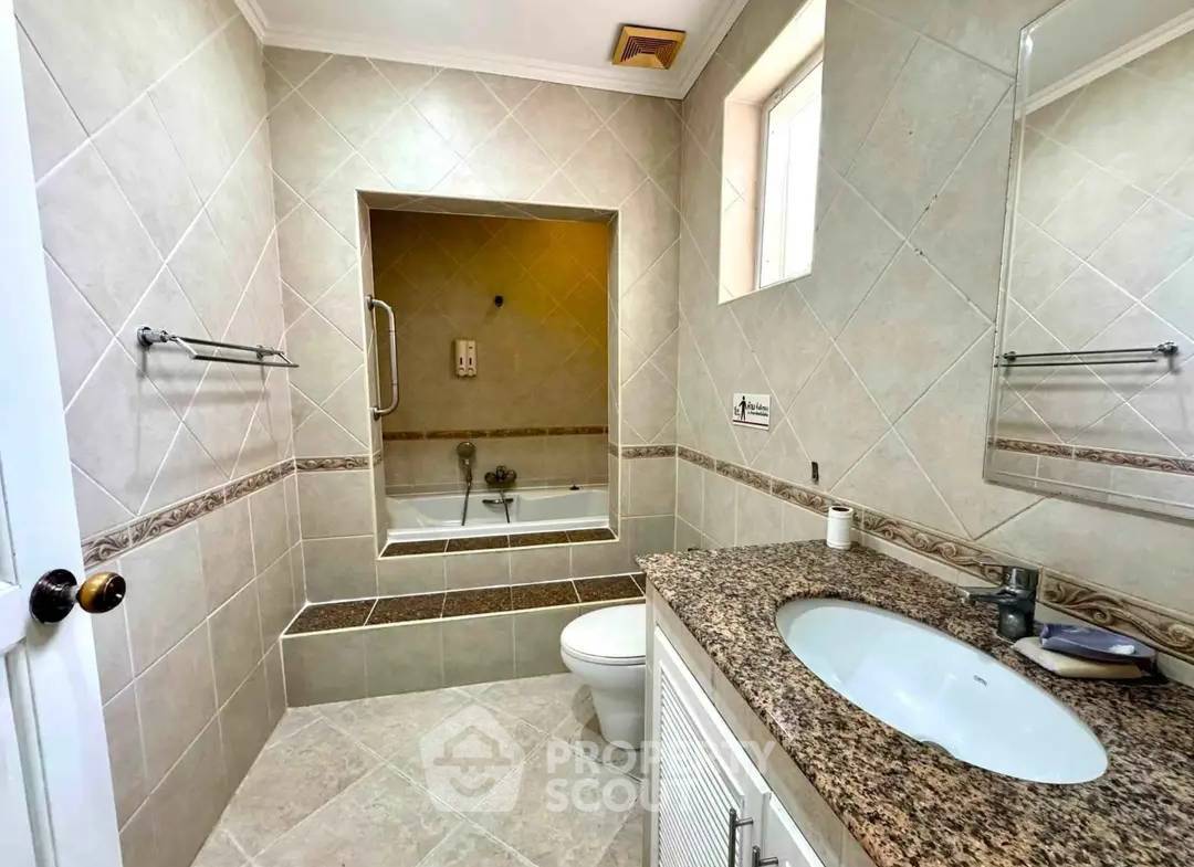รูป วิลล่า 1 ห้องนอน 170 ตร.ม. เลี้ยงสัตว์ได้ ที่ Majestic Residence พระตำหนัก (ID 3298305) - รูปที่ 15/16