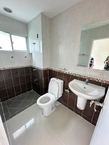 3-bed townhouse for rent, 167 sqm, 31.4 sq wah, Baan Klang Muang Rama 3 - Ratburana