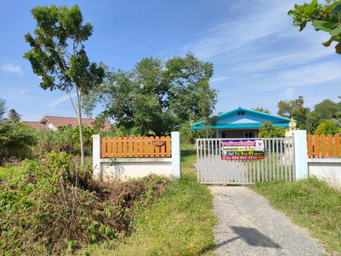 บ้านพร้อมที่ดิน รวม1ไร่3งาน81ตรว
