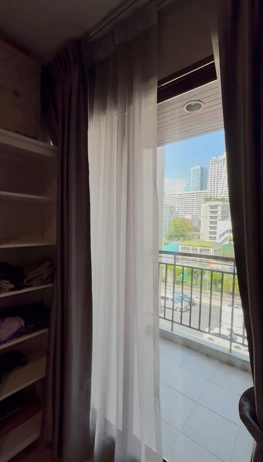 รูป LTHC16157 - Luxury Condo for Sale Ploenchit | The Crest Ruamrudee | 44.23 sq.m. | 1 Bed 1 Bath | BTS Ploenchit | 6.3 MB - รูปที่ 3/7