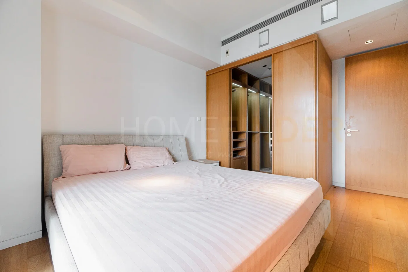 picture The Met HF-7897 2 bedrooms, for rent - 4/8
