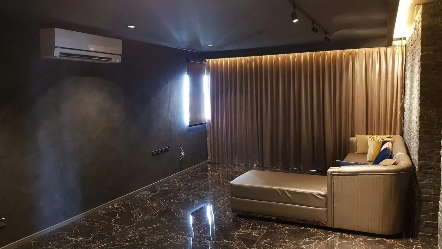 picture Sathorn Garden Condominiums 2 bedrooms, for sale - 3/8