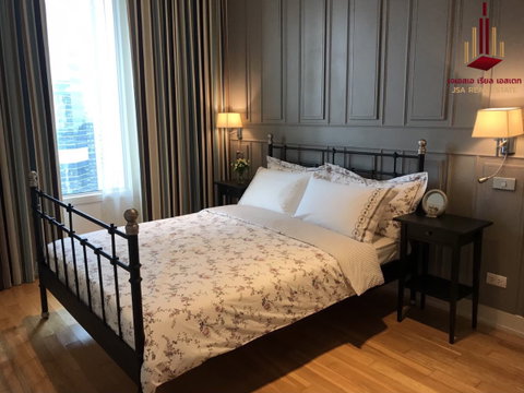 ✨ For Rent: The Empire Place Condo ✨ 💰 Only 70,000 THB/month