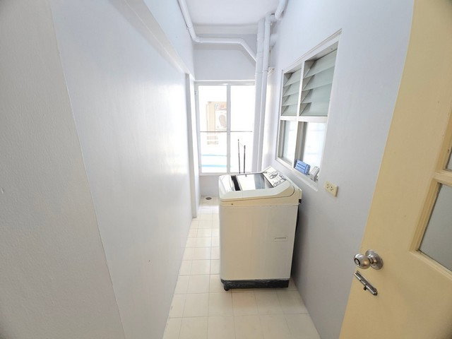 รูป C6883 ให้เช่า  :  คอนโด  บ้านสวนลาซาล ( MRT ศรีลาซาล ) 064 665 4666 - รูปที่ 7/10