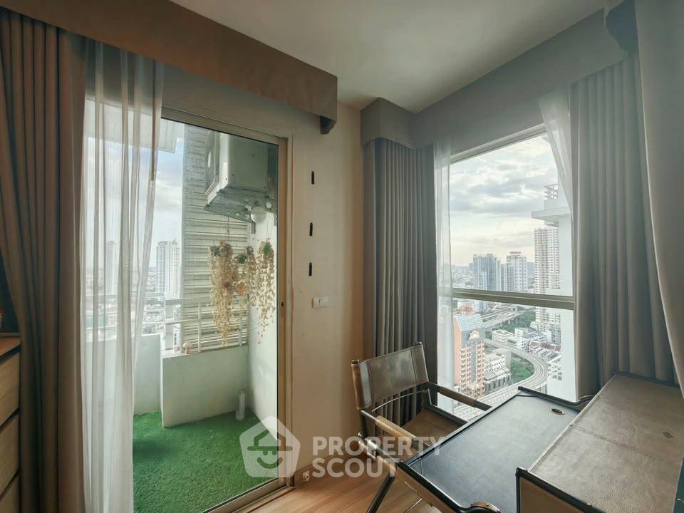 รูป คอนโด 3 ห้องนอน ชั้น 25 The Light House Sathorn–Chareonnakorn ใกล้ BTS กรุงธนบุรี (ID 3293524) - รูปที่ 8/11