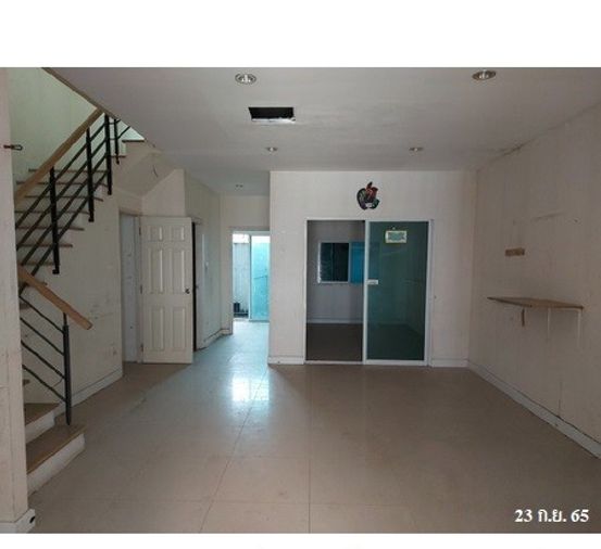 4-bed townhouse for sale, 25.9 sq wah, RK Park Ramintra - Safari
