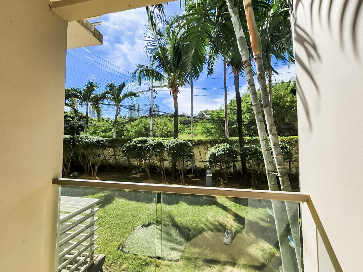 picture 1 Bedroom Condo for Sale Laguna Beach Resort 3 Maldives - 5/7