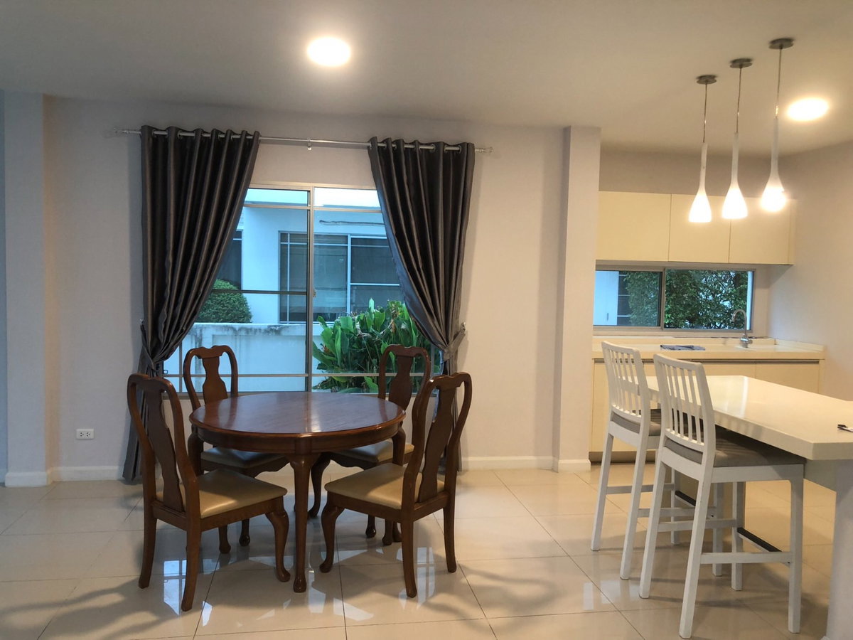รูป rent ให้เช่าบ้านเดี่ยว 2 ชั้น / 2-Storey Detached house หมู่บ้านมัณฑนา อ่อนนุช - วงแหวน 2 Manthana Onnut - Wongwaen 2 ค่าเช่า 50,000 บาท/เดือน - รูปที่ 9/17