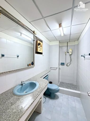 2-bed townhouse for sale, 120 sqm, 19 sq wah, Thanyakan
