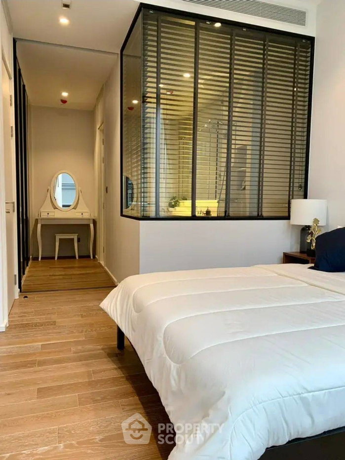 picture Pet-Friendly 1-BR Muniq Langsuan Near BTS Ratchadamri (ID 1342368) - 6/8