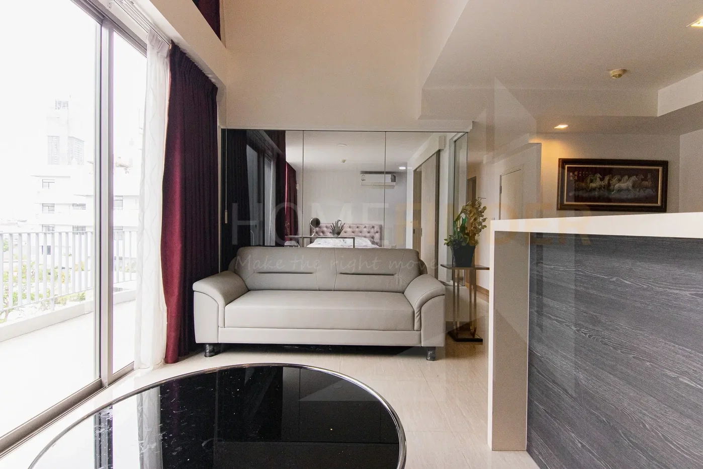 picture Downtown 49 HF-8124 3 bedrooms, for rent - 2/10