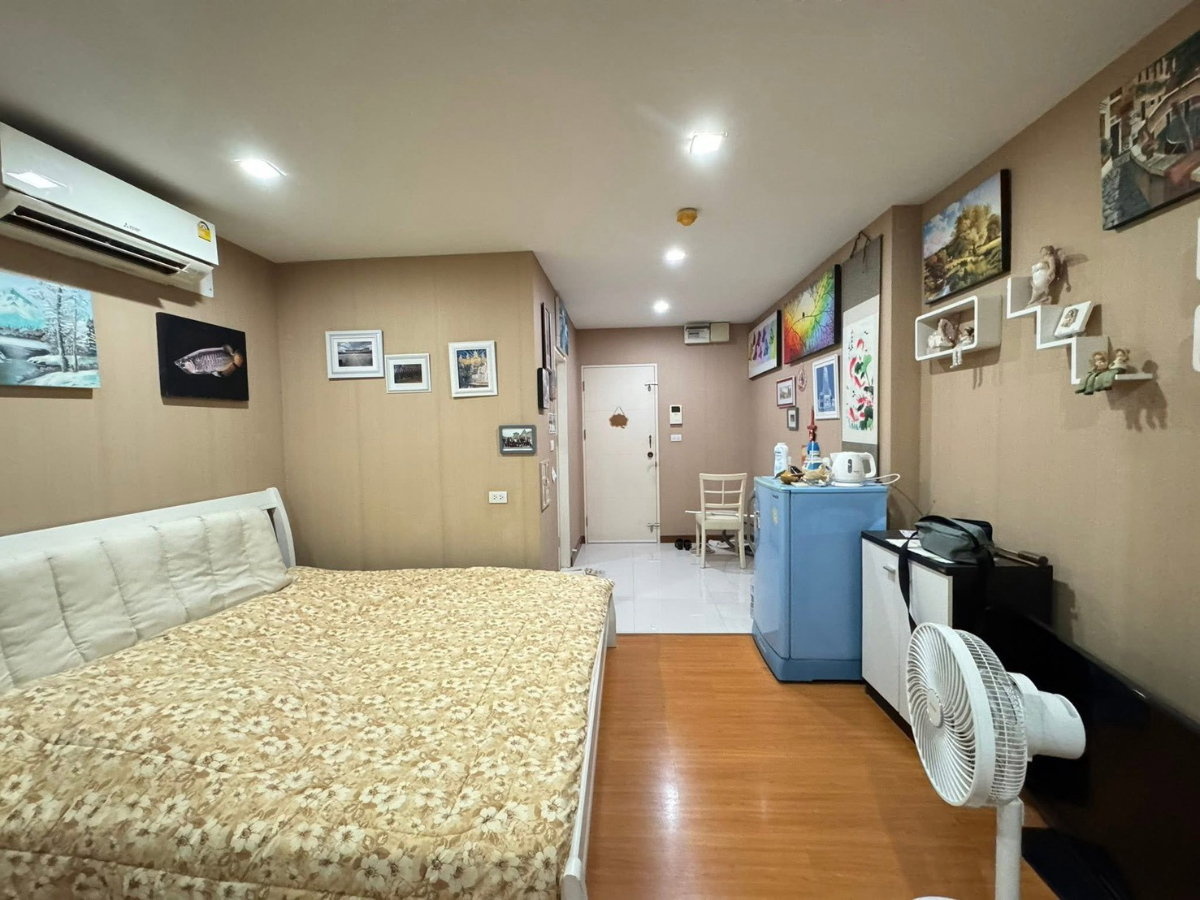 รูป ขายด่วน Airlink Residence (แอร์ลิงค์ เรสซิเดนซ์) อาคาร 5 ชั้น 4 ห้องสวย ใกล้แอร์พอร์ตลิงก์ลาดกระบัง - รูปที่ 3/4