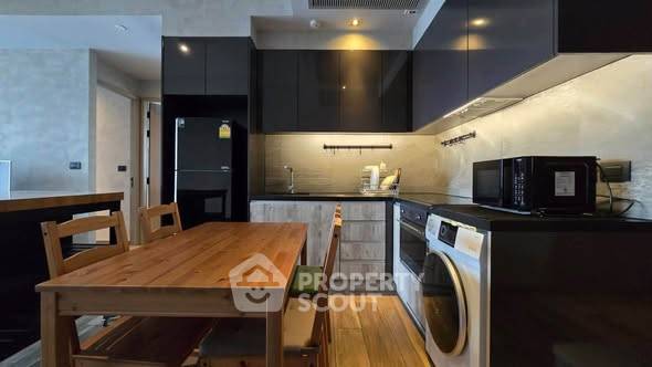 รูป คอนโด 2 ห้องนอนให้เช่า The Lofts Asoke ใกล้ MRT เพชรบุรี (ID 3297327) - รูปที่ 3/8