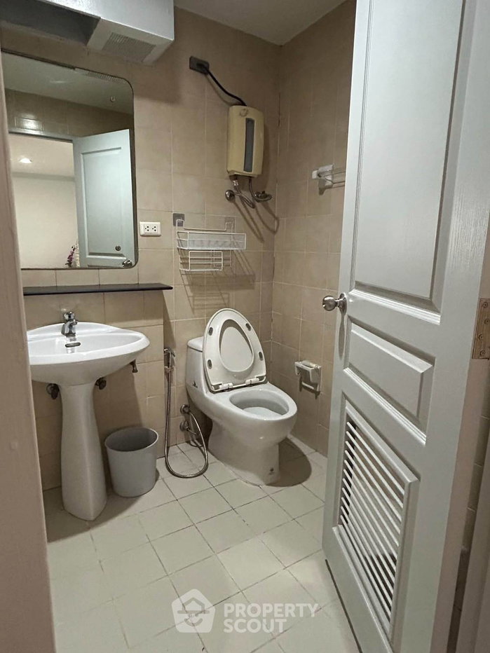 รูป คอนโด 2 ห้องนอน ชั้น 16 ที่ The Waterford Diamond Tower Sukhumvit ใกล้ BTS พร้อมพงษ์ (ID 3297114) - รูปที่ 10/19