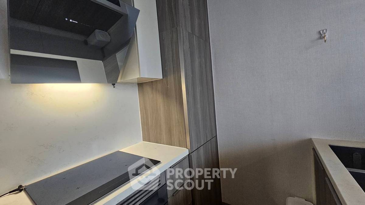 รูป คอนโด 3-ห้องนอน ที่ เซเลส อโศก ใกล้ MRT สุขุมวิท (ID 3117630) - รูปที่ 9/18