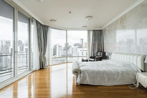 Royce Private Residence HF-10287 4 bedrooms, for sale