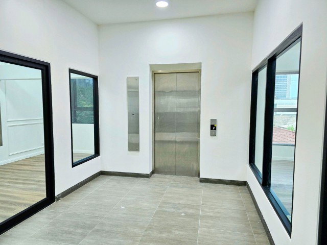 รูป 260911rpinask ให้เช่า อาคารพาณิชย์ ที่ดิน 1ไร่ 600ตร.ม. ที่จอดรถส่วนตัว 30 คัน วิภาวดีรังสิต 15-21 จตุจักร สำนักงาน เซ็นทรัลลาดพร้าว - รูปที่ 8/8