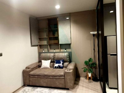 Condos for rent : For Rent Condo LIFE ASOKE - RAMA 9 Building B, Floor 23,1 bed room, Room size 32.00 sqm
