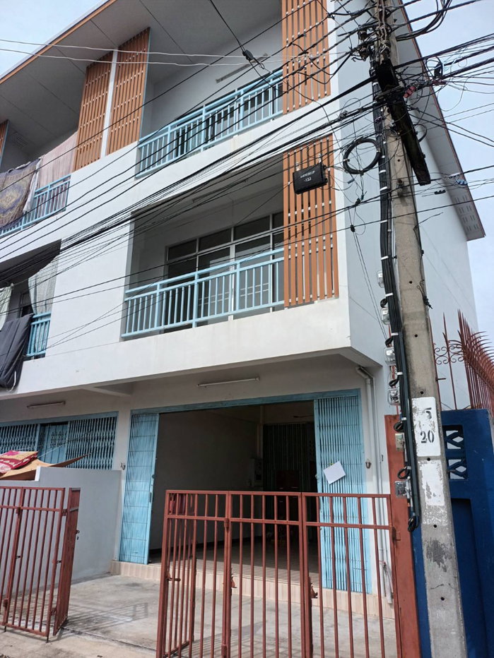 รูป ***--- ให้เช่าทาวน์โฮม 3 ชั้น ย่านท่าข้าม ---*** - รูปที่ 1/9