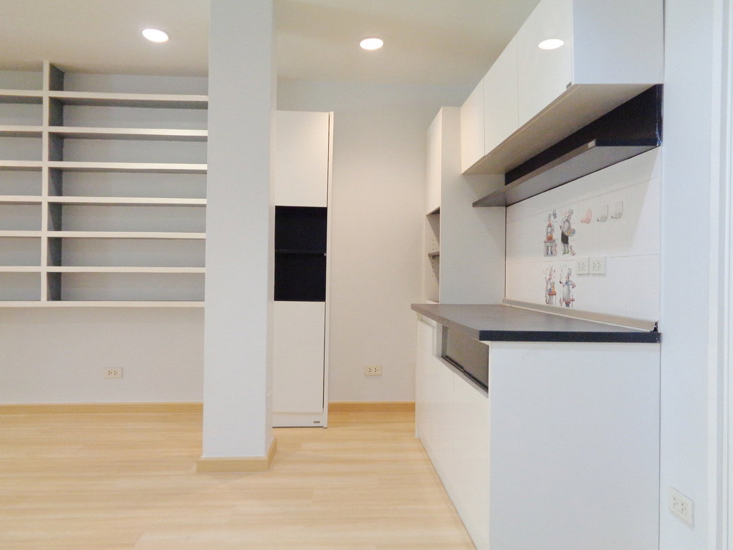 รูป 🚩 บ้านรีโนเวท ทาวน์โฮม 3 ชั้น หลังใหญ่ โครงการ เดอะ รีโน่ นวมินทร์ ติดห้างโลตัสนวมินทร์ - รูปที่ 13/40