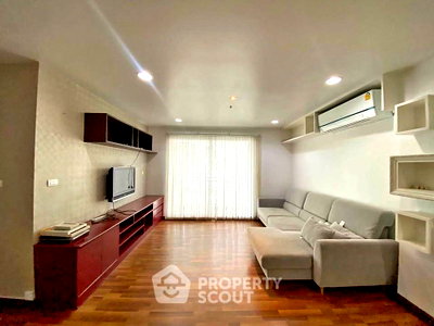 Condos for sale : 1-BR Condo at Centric Scene Phaholyothin 9 near BTS Ari (ID 3302785)