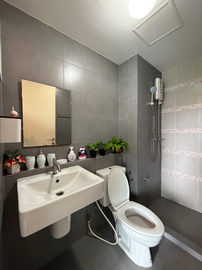 picture Room for rent urgent!! D condo campus resort bangna - 4/11