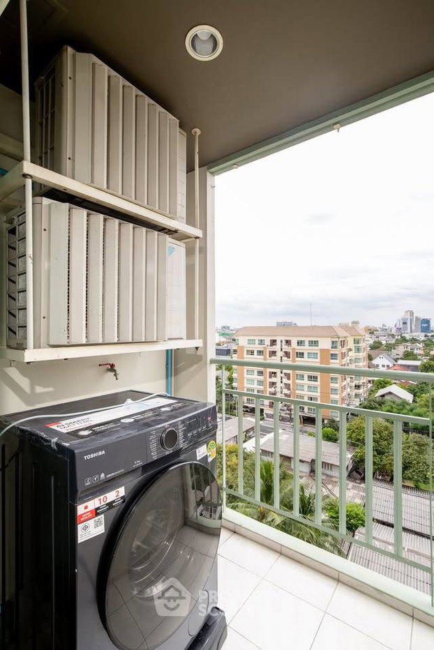picture 1-BR Condo at Lumpini Place Ratchayothin near BTS Ratchayothin (ID 3301755) - 11/14