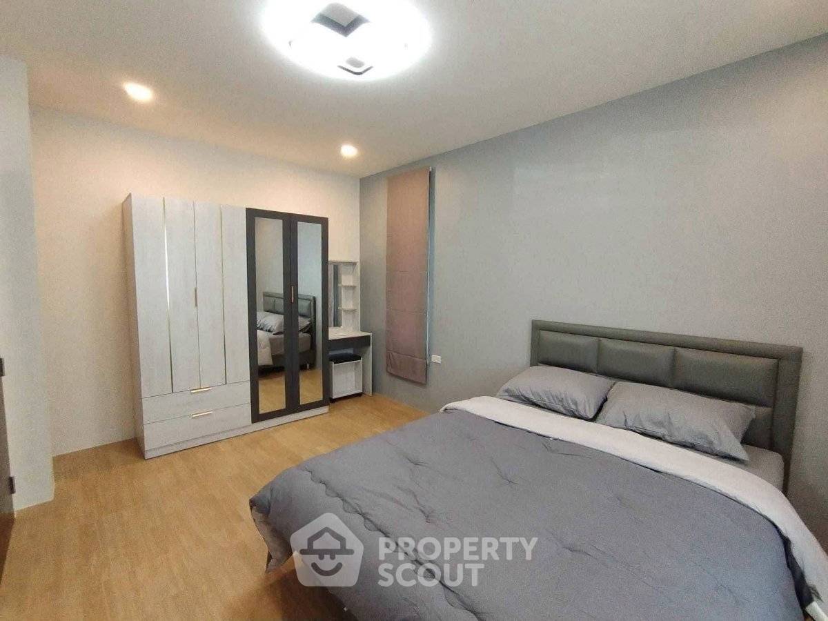 รูป วิลล่า 4 ห้องนอน ขนาด 290 ตร.ม. ย่านเซ็นทรัลเฟสติวัลเชียงใหม่ (ID 3285563) - รูปที่ 12/17