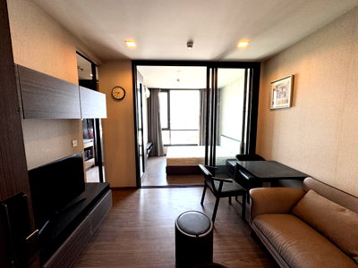 Condos for rent : The Line Sukhumvit 71 1 bedroom High floor