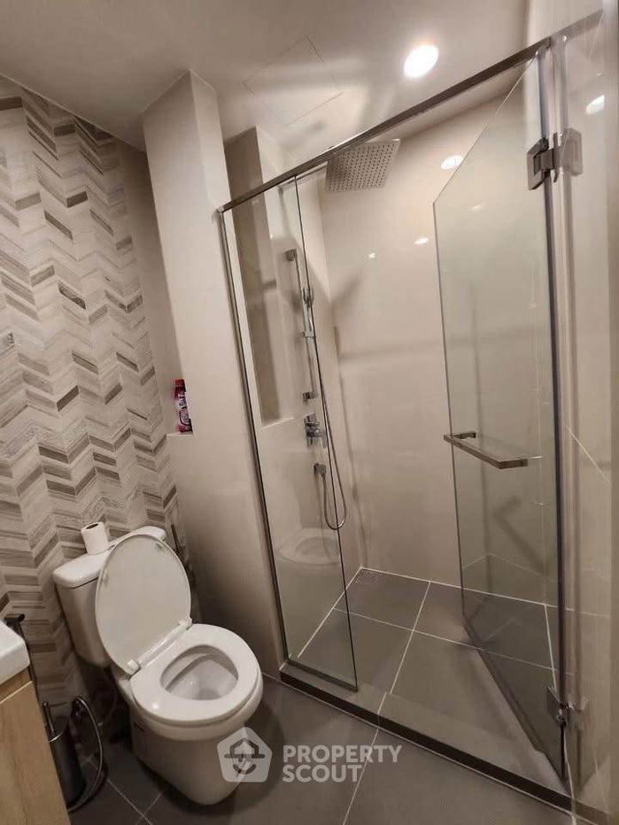 รูป คอนโด 1 ห้องนอน ชั้น 26 Oka Haus Sukhumvit 36 ใกล้ BTS ทองหล่อ (ID 3301303) - รูปที่ 9/10