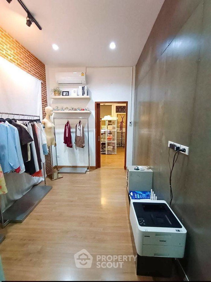 รูป ทาวน์เฮ้าส์ 5-ห้องนอน ใกล้ MRT บางยี่ขัน (ID 3298986) - รูปที่ 11/19