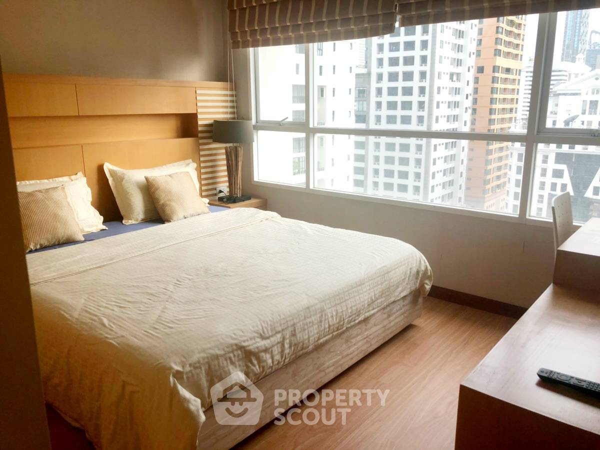 รูป คอนโด 2-ห้องนอน ที่ เออร์บานา หลังสวน คอนโดมิเนียม ใกล้ BTS ราชดำริ (ID 514500) - รูปที่ 3/10