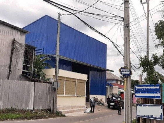 รูป ให้เช่าโกดังพร้อมสำนักงาน ซอยท่าอิฐ ถนนรัตนาธิเบศธ์ / พื้นที่ 300 ตารางเมตร เข้าออกได้จากถนนรัตนาธิเบศร์และถนนราชพฤกษ์ / รถสิบล้อ , หกล้อ เข้าออกได้ - รูปที่ 2/4