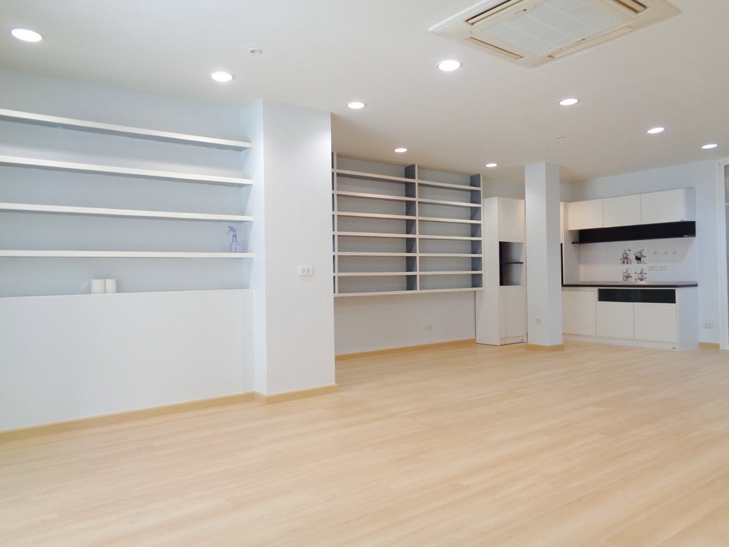 รูป 🚩 บ้านรีโนเวท ทาวน์โฮม 3 ชั้น หลังใหญ่ โครงการ เดอะ รีโน่ นวมินทร์ ติดห้างโลตัสนวมินทร์ - รูปที่ 9/40